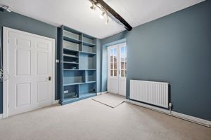 Snug- click for photo gallery